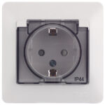 Розетка Systeme Electric Glossa встраиваемая белая со шторками с крышкой (GSL000148)