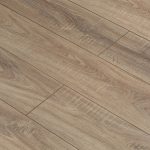 Ламинат 33 класс Kastamonu Floorpan Emerald дуб беринг 1,86 кв.м 12 мм с фаской