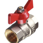 Кран шаровой латунный Valtec Base 1/2 ВР(г) х 1/2 ВР(г) бабочка прямой (VT.217.N.04)