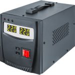 Стабилизатор напряжения Navigator NVR-RF1 однофазный 220 В 2 кВт переносной